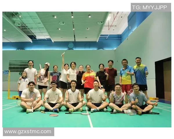 深圳羽毛球队荣登全国配合排行榜第四名展现出色团队实力与合作精神